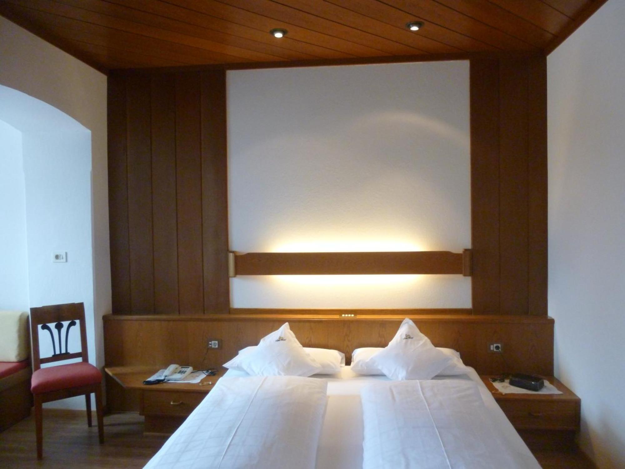 Hotel Holzer Sexten Habitación foto
